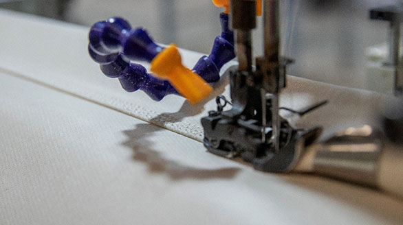 دستگاه دوخت سه سوزنه صنعتی مخصوص پارچه های فایبرگلاس