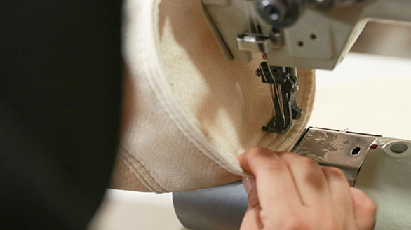 چرخ های خیاطی نیمه اتوماتیک